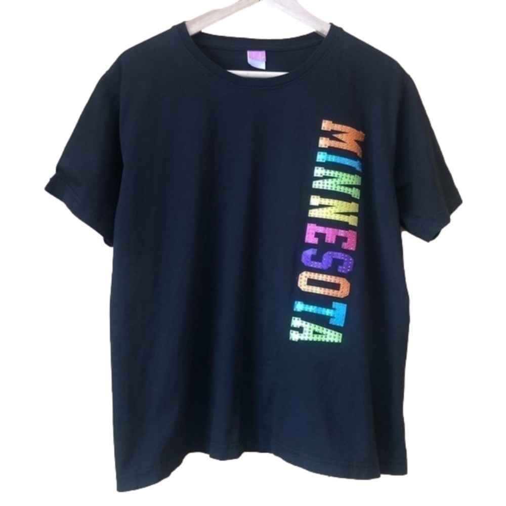 MINNESOTA Jeweled L.A.T. bling graphic tee size XL